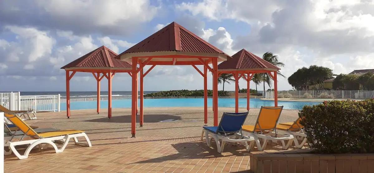 Karibeko : Exceptionnel & Rare : Plage , Piscine, Wifi Prive Saint-Francois  Exterior photo